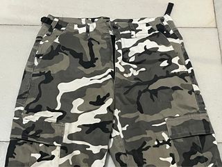 Pantalones camuflaje montaña