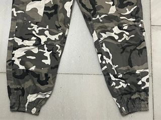 Pantalones camuflaje montaña