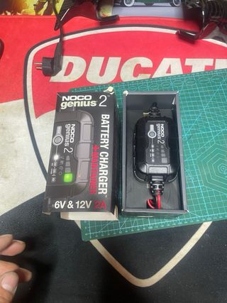 Cargador NOCO Genius2 6V-12V 2A