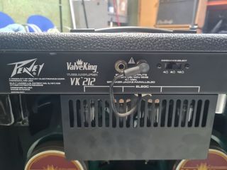 Amplificador Peavey ValveKing VK212