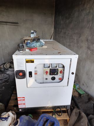 Generador diésel 125kVA sin estrenar