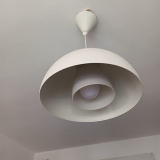 Lampara Ikea blanca