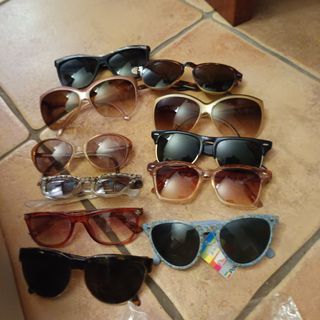 Lote de 50 gafas auténticas Vintage. 