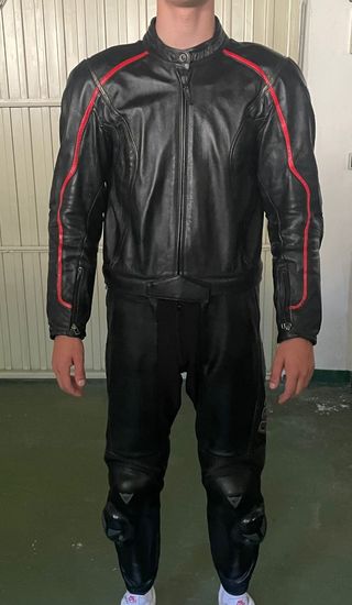 Mono Dainese cuero 2 piezas