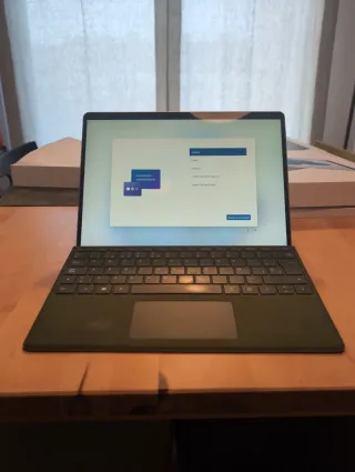 Microsoft Surface Pro 8 (512Gb) + teclado + lápiz