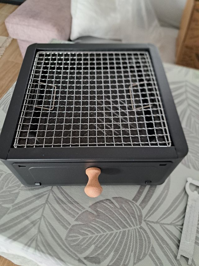 Barbacoa portátil negra