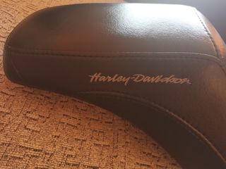 Asiento Harley Davidson Badlander
