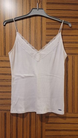 Top Hollister blanco encaje