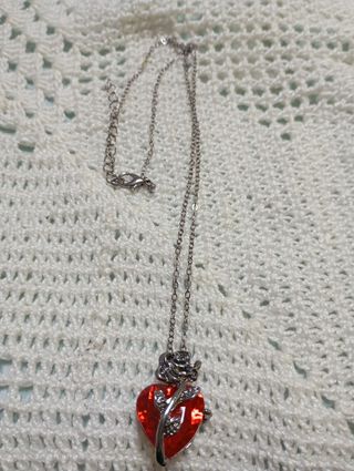Collar corazón rojo plata
