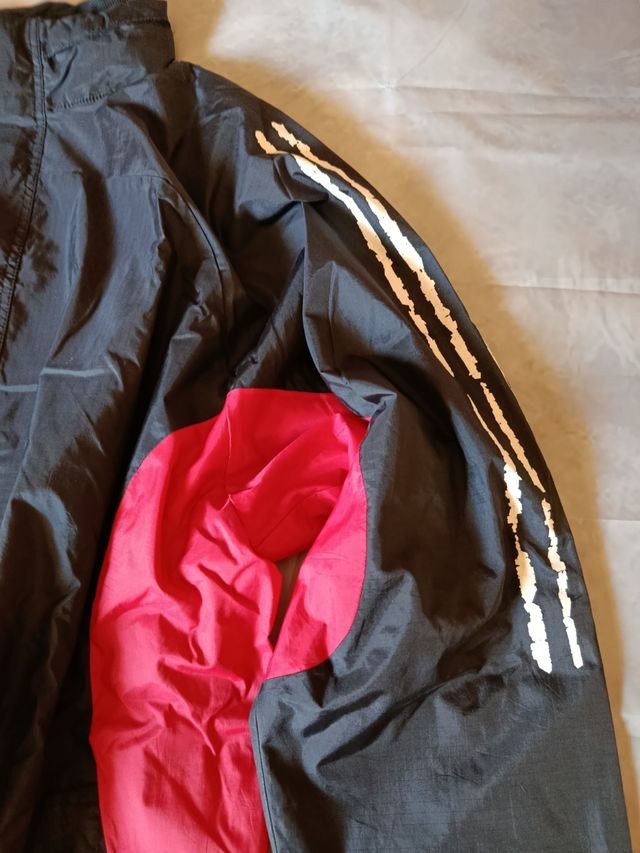 Chaqueta tipo Cortavientos Adidas negra/roja L