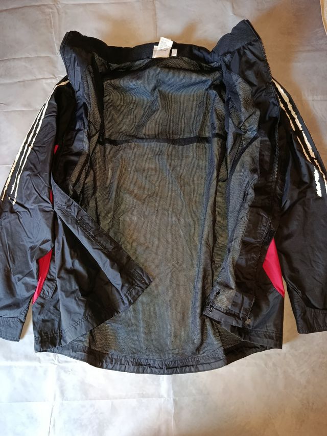 Chaqueta tipo Cortavientos Adidas negra/roja L