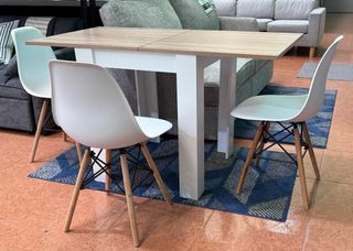 Mesa comedor extensible + 4 sillas