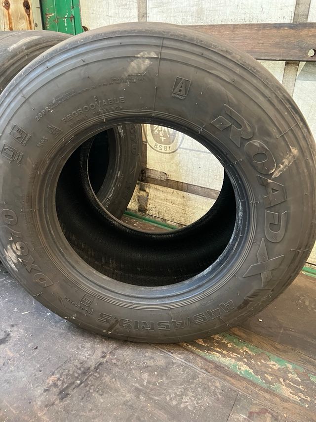 Neumáticos plataforma 445/45/19.5