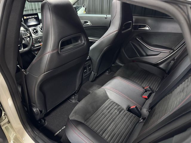 Mercedes-Benz Clase CLA Shooting Brake 200 CDI 136