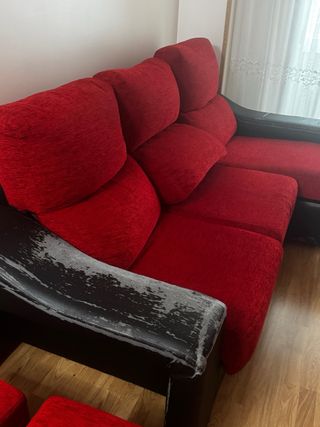 Sofá chaise longue rojo y negro