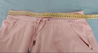 Pantalón con  caída Ajustable T.S