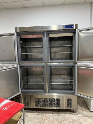 Frigorífico industrial Infrico 4 puertas