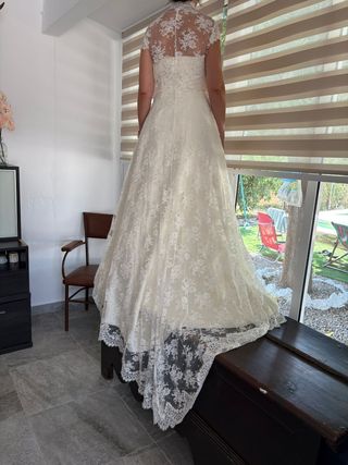 Vestido novia Chantilly blanco