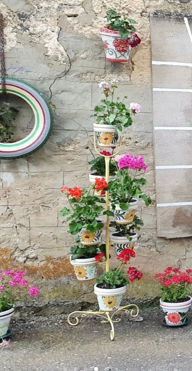 Soporte macetas antiguos