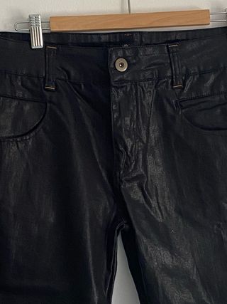 Vaqueros YERA negros
