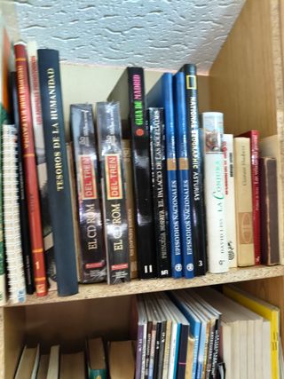 2.000 Libros, videos, DVD, Discos...