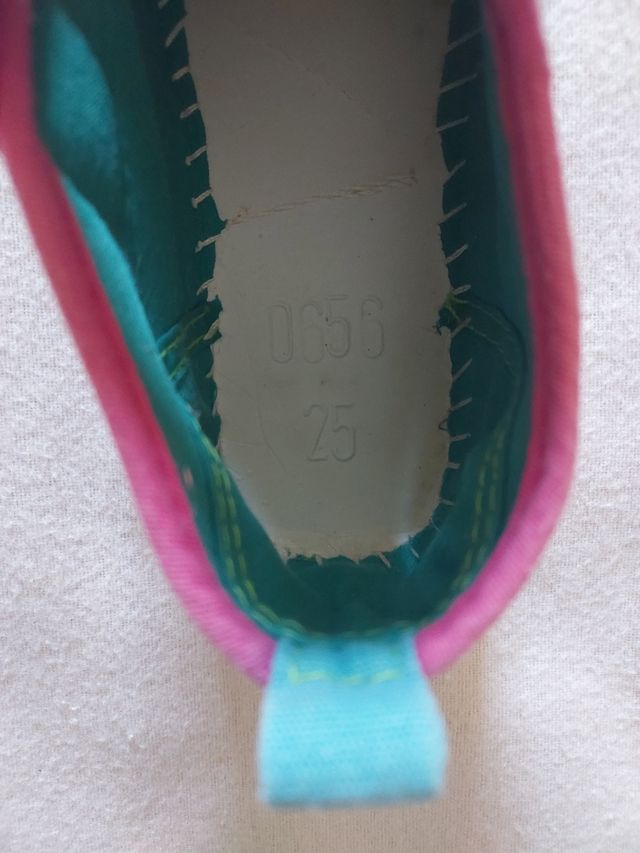 Sapatinhos Snoopy Menina - Tam 25