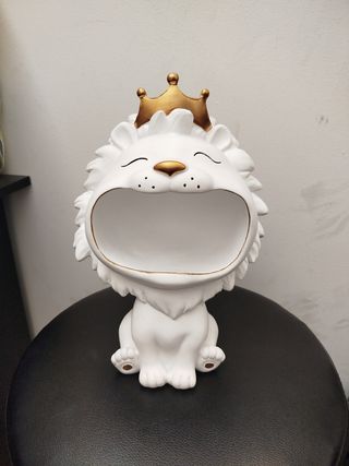 Statuetta Leone Bianco con Corona