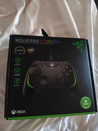 Razer Wolverine V2 Chroma - Xbox