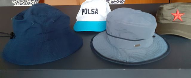 Cappellino militare stella rossa + 3 cappellini