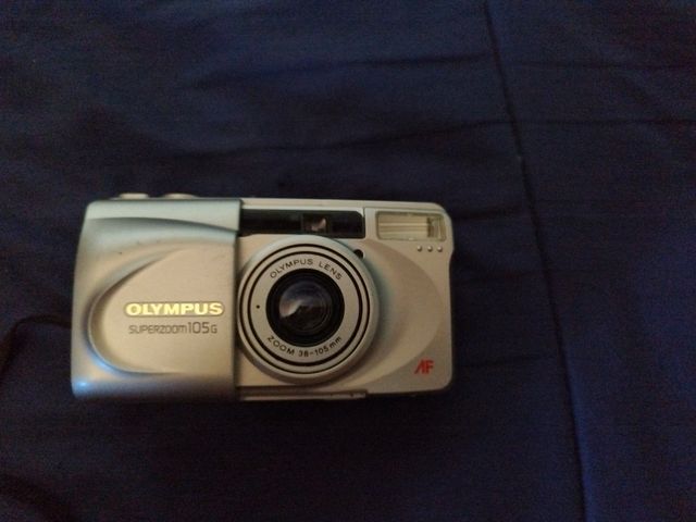 Olympus Superzoom 105G - Cámara Vintage