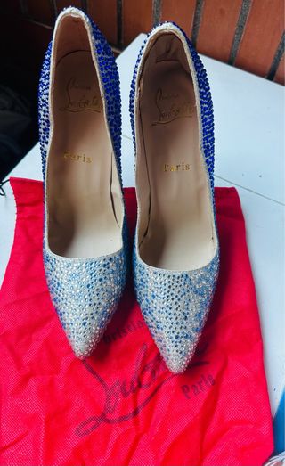 Tacones Louboutin piedras azules- 12 cms tacon