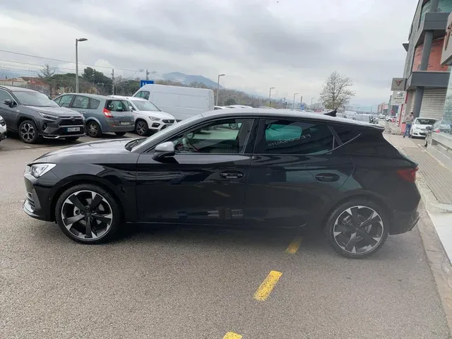 CUPRA Leon 2024