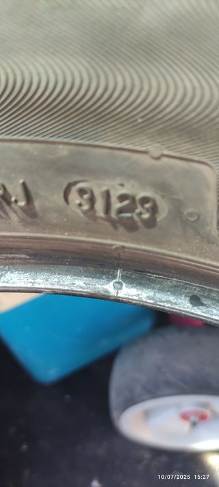 4 Neumáticos 205/60/16 usados 2 Michelin 2 fauvert