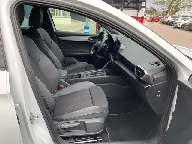 CUPRA Leon 2024