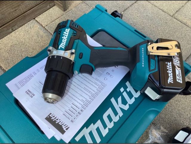 Taladro atornillador Makita DDF484RTJ