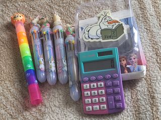 Papeleria infantil: Bolígrafos, calculadora