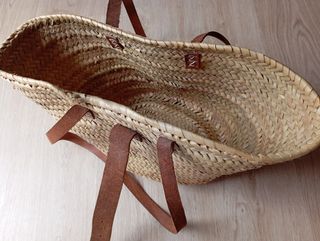Cesta playa mimbre marrón