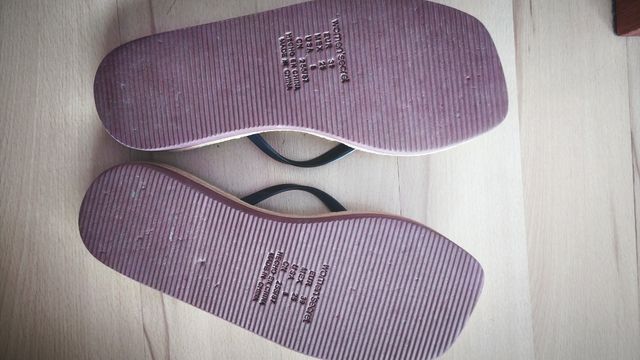 Sandalias Mickey Mouse beige