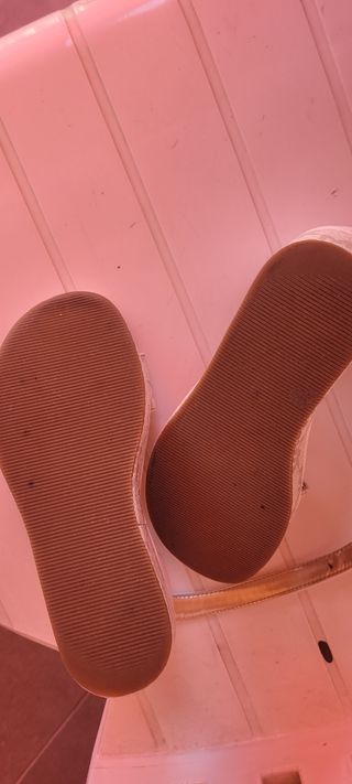 Sandalias Michael Kors niña talla 30  blancas y do