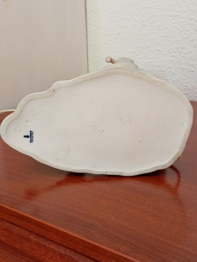 Lâmpada Lladró Menina com Pássaro