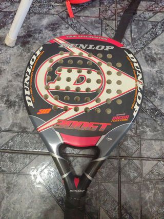 Pala Dunlop 300GT pádel y regalos 3 pelotas nuevas