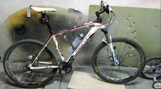 Bicicleta Monty Carbono