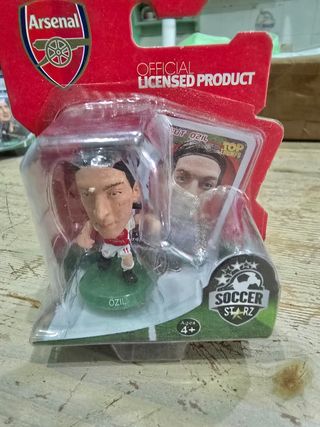 SoccerStarz Özil Arsenal Figurina