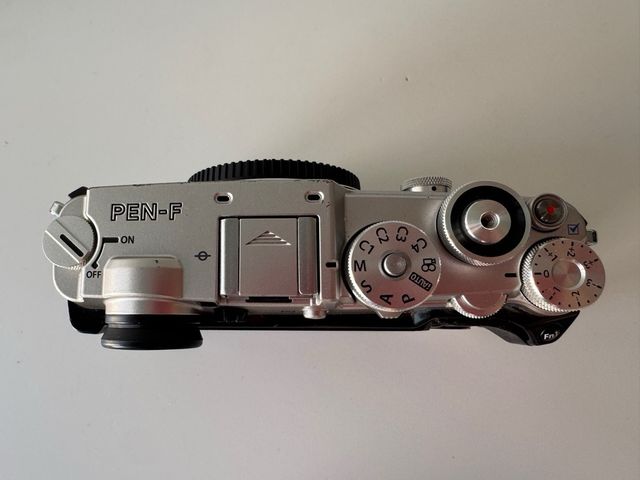 Olympus Pen F - Cámara