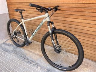 Bicicleta SPECIALIZED ROCKHOPPER MTB 29