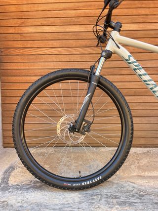 Bicicleta SPECIALIZED ROCKHOPPER MTB 29