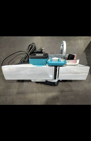 Cepillo eléctrico CE24E