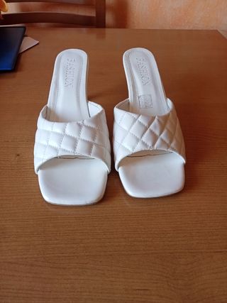 Zapatos tacón bajo blancos - Talla 40
