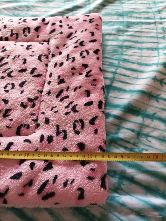 Cama para gato/perro - Rosa y Blanca NUEVA