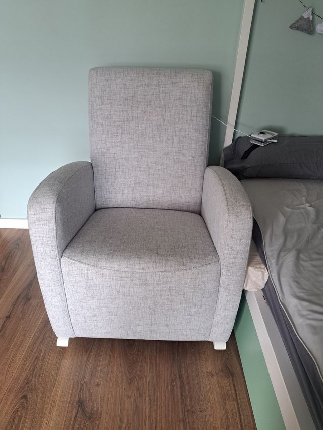 Mecedora Gris - Lactancia